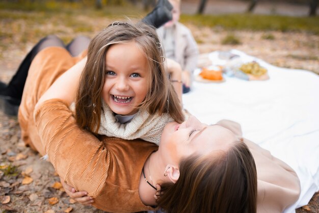 Amusez-vous en famille et profitez d'un pique-nique en plein air