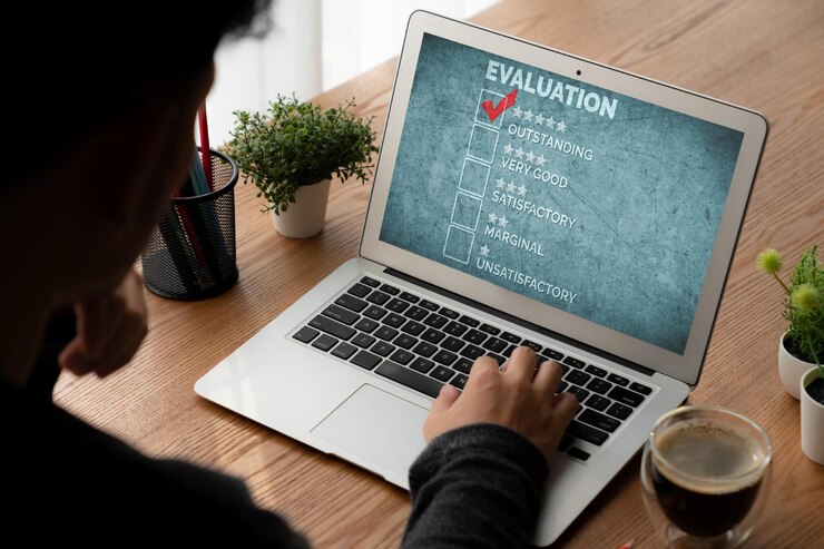 Photo analyse de la satisfaction et de l'évaluation des clients sur un logiciel d'ordinateur à la mode
