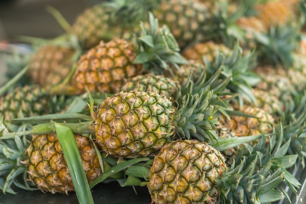 L&#39;ananas est jaune à manger.