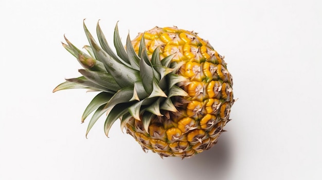 Ananas frais isolé sur fond blanc