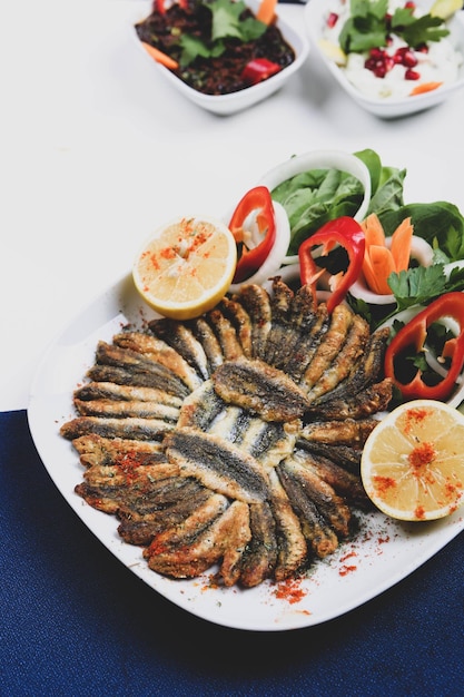 Anchois frits nom turc Hamsi Tava