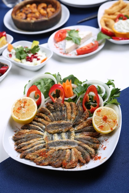 Anchois frits nom turc Hamsi Tava