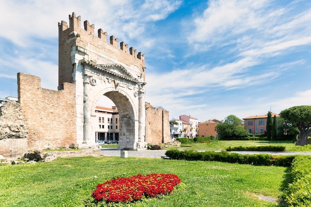 Ancien arc de l'empereur romain Auguste à Rimini