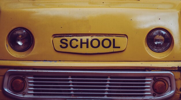 Ancien bus scolaire