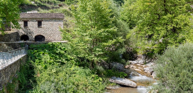 Ancien moulin à eau Tzoumerka Épire Grèce