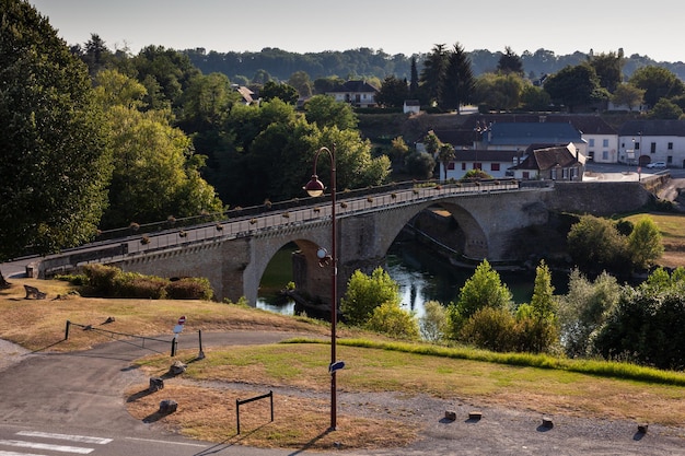 Ancien pont sur la rivière Gave d'Oloron à la ville de Navarrenx France