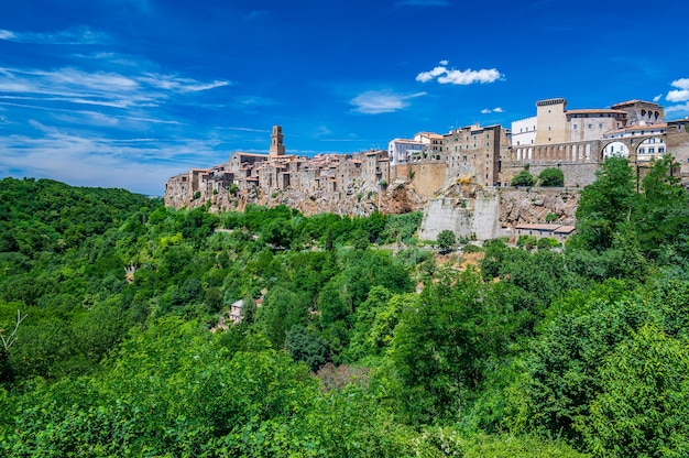 Ancien village de Pitigliano près de Grosseto, également connu sous le nom de petite Jérusalem