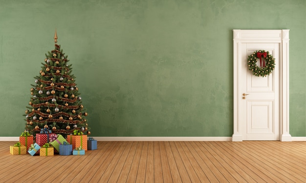 Ancienne chambre avec arbre de Noël