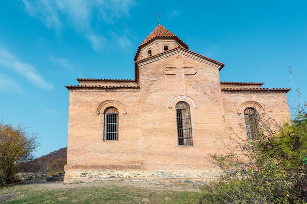 Ancienne église albanaise près de la ville de Qakh Ancien temple Kurmukhi dans le nord de l'Azerbaïdjan XII XIII siècles