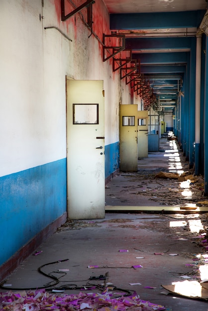 Ancienne usine abandonnée