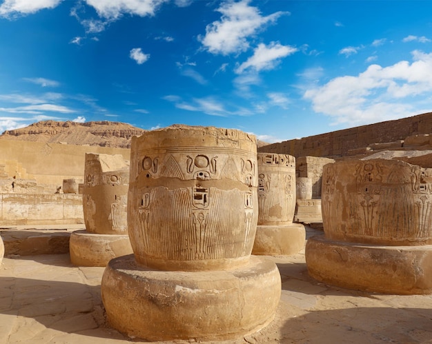 Les anciennes ruines égyptiennes de Louxor, Egypte