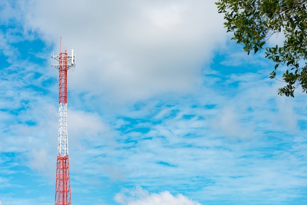 Antenne poteau signal