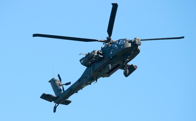 un apache ah-64