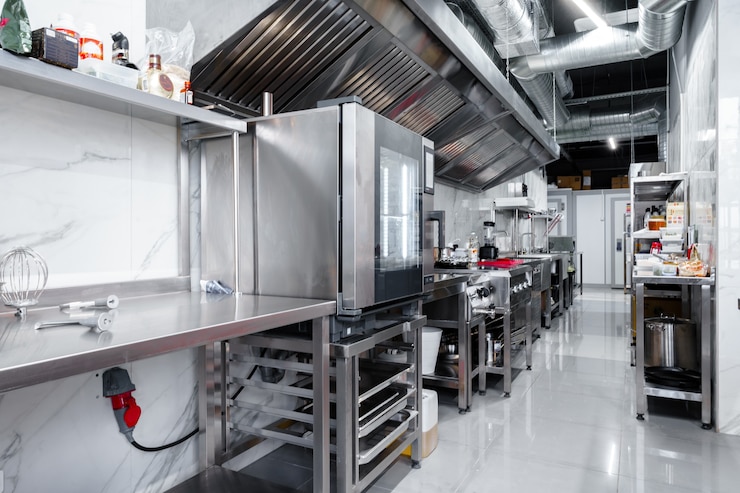 Photo appareils de cuisine dans une cuisine professionnelle dans un restaurant, personne