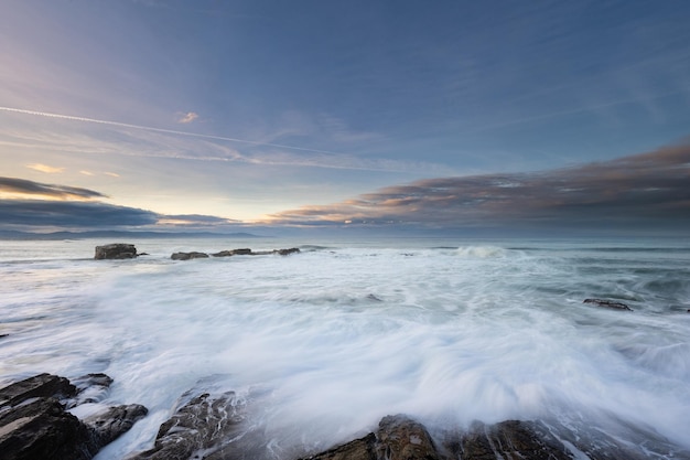 Un après-midi sur la côte cantabrique avec paysages, faune et vagues !