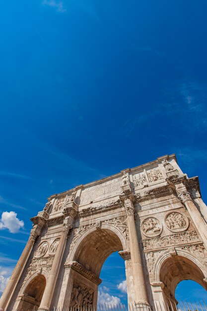 Arc de Constantin à Rome