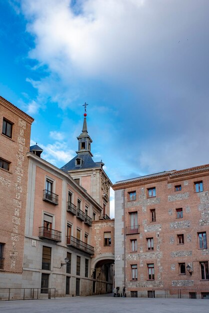 L'arc sur la place de la Villa à Madrid Espagne