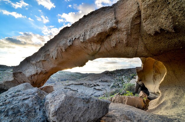 Arche naturelle dans le désert