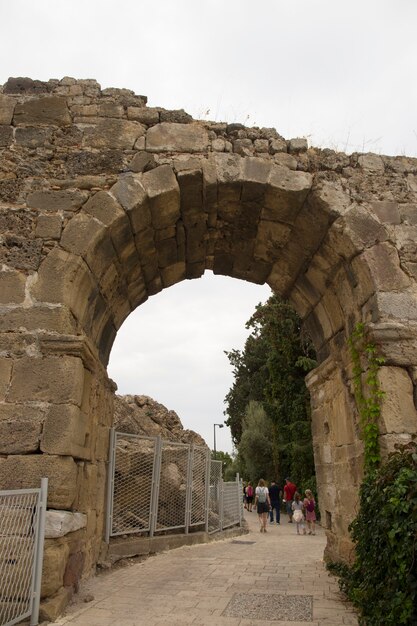 Les arches en pierre de l'ancienne ville de Side Turquie