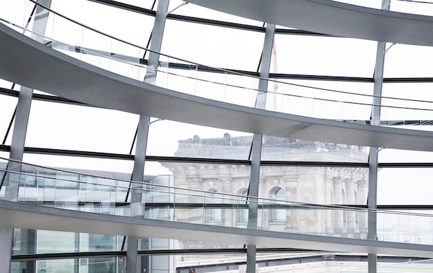 Architecture d'art en spirale du Reichstag à Berlin, Allemagne