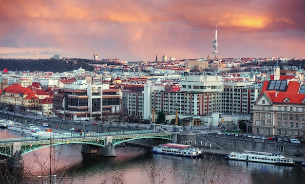 L'architecture de Prague et la rivière Vltava, République tchèque