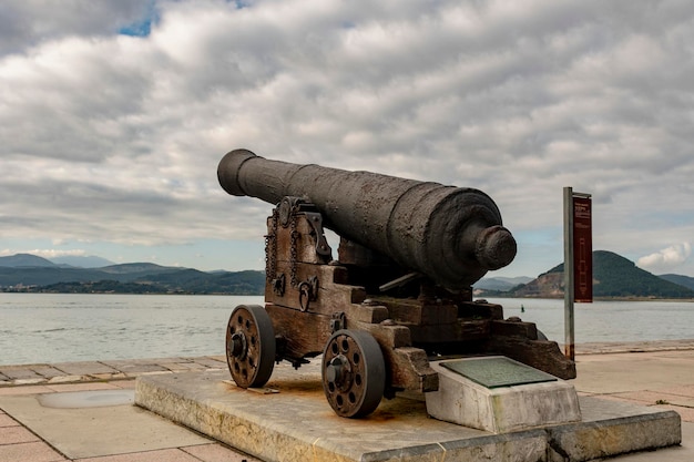 Armes de guerre exposées pour votre visite