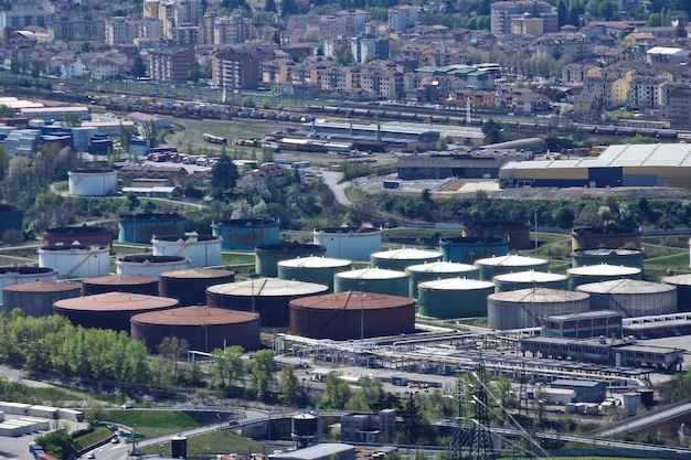 Arquata scrivia panorama vue aérienne dépôt de carburant