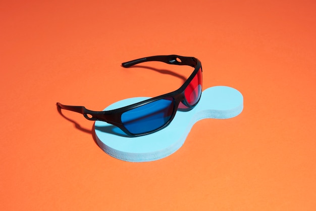 Photo arrangement abstrait de lunettes 3d