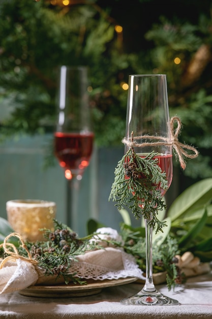 Arrangement de table de Noël ou de nouvel an