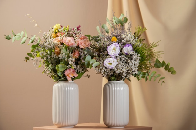 Photo arrangement de vase de belles fleurs