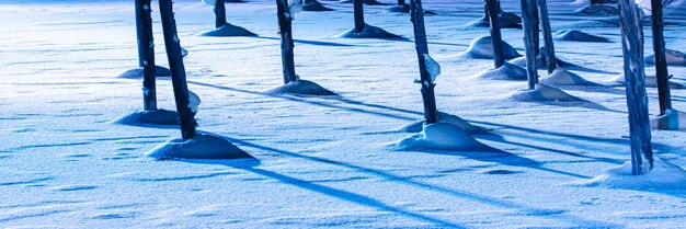 Photo arrière-plan de l'étang de neige bleu