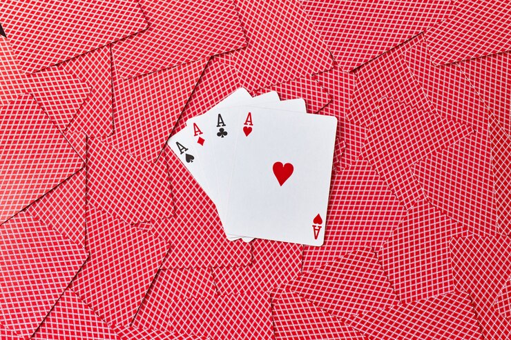 Photo arrière-plan fait de cartes à jouer vue de dessus