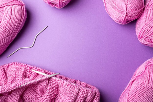 Arrière-plan de fil de tricot à crochet