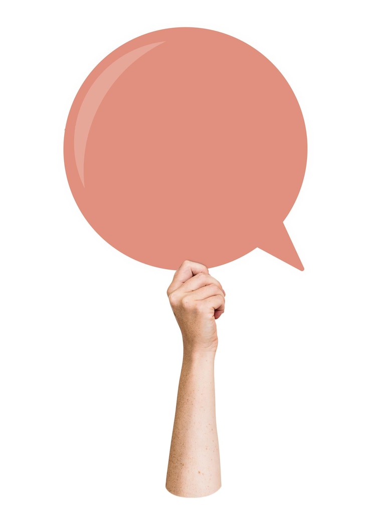 Photo arrière-plan transparent avec une bulle de discours en png