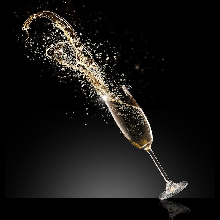 Photo arrière-plan des verres à vin mousseux de champagne