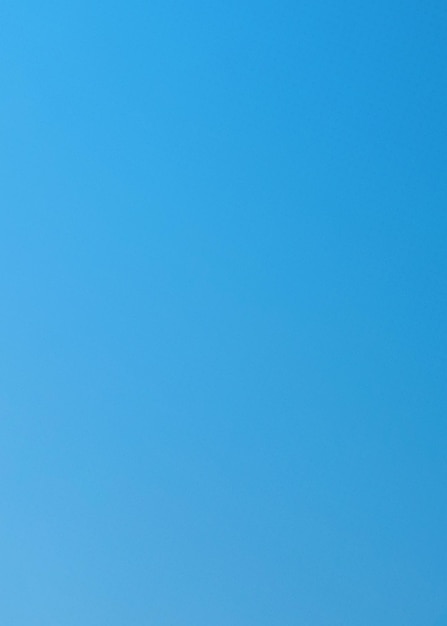 Arrière-plan vertical bleu pour les affiches publicitaires, les bannières, les médias sociaux, les événements et diverses œuvres de conception