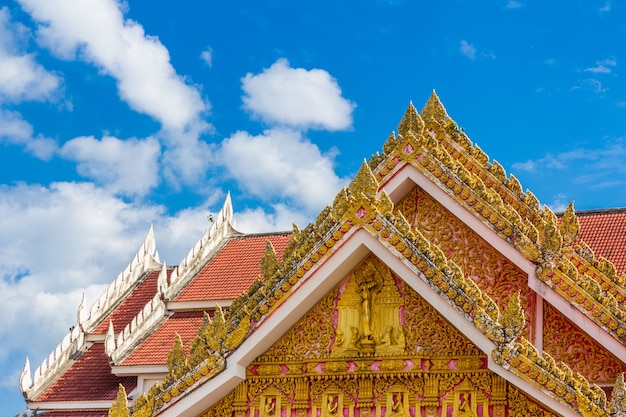 Art du temple thaïlandais décoré dans une église bouddhiste, pavillon du temple, salle du temple, maison des moines