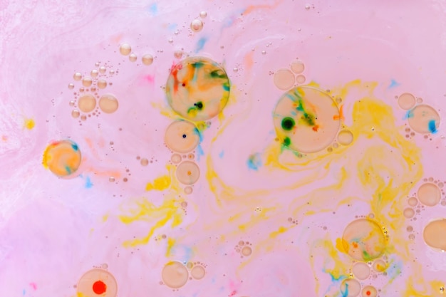 Art fluide Bulles d'eau abstrait fond coloré Belle peinture Toile de fond de couleur liquide