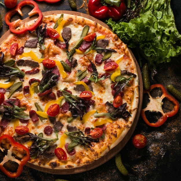 Art de la photographie culinaire. recette de pizza. concept de menu de restaurant