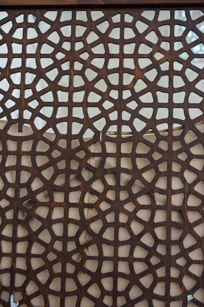 Art turc ottoman avec motifs géométriques sur bois