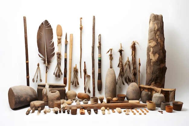 Artefacts amérindiens, y compris des pointes de flèche, de la poterie et des outils