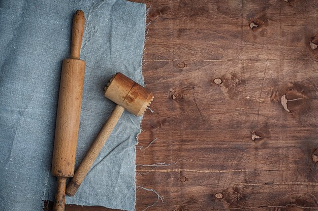 Articles de cuisine en bois skalka et marteau pour battre la viande