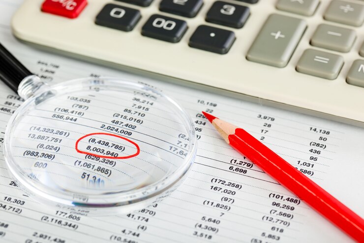 Photo articles pour faire des affaires au bureau sur la table