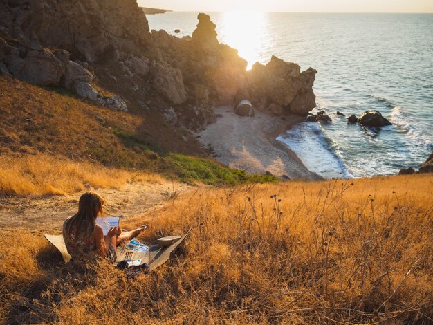 L&#39;artiste dessine la mer