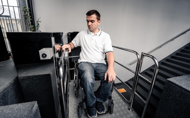 L'ascenseur spécial pour personne handicapée physique