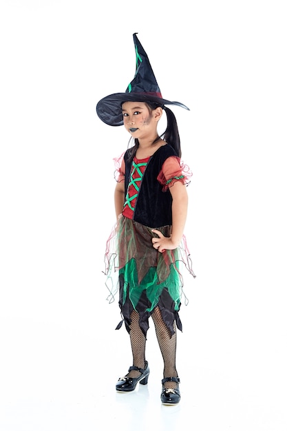 Asiatique petite fille en costume d'Halloween