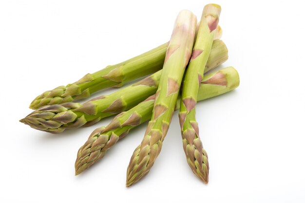 Asperges Eco sur fond blanc Légumes frais