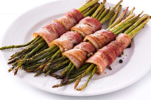 Asperges vertes enrobées de bacon