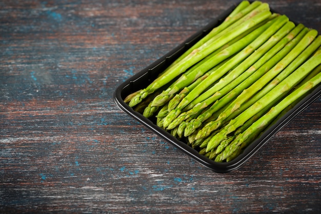 Asperges vertes fraîches