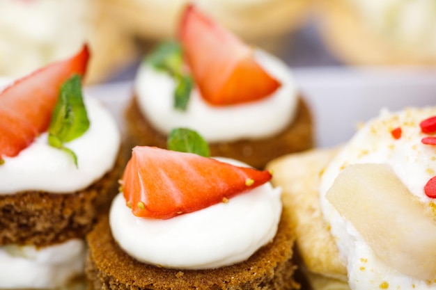 Assiette de dessert aux fruits